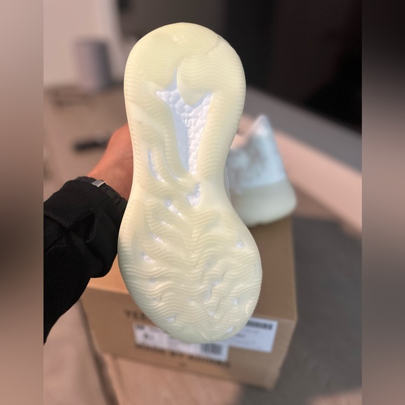 Yeezy 380’s - Picture 4 of 4